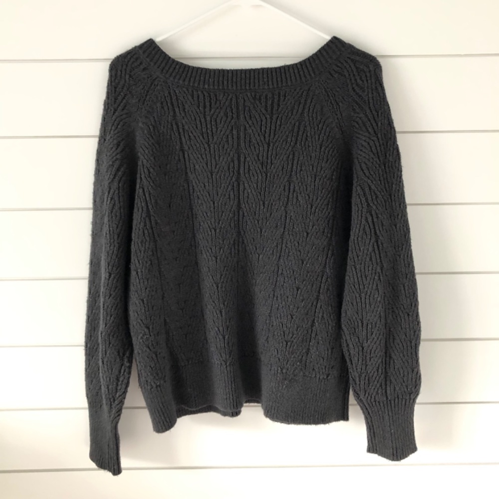 Old Navy Grey Knit Sweater - Picture 2 of 3